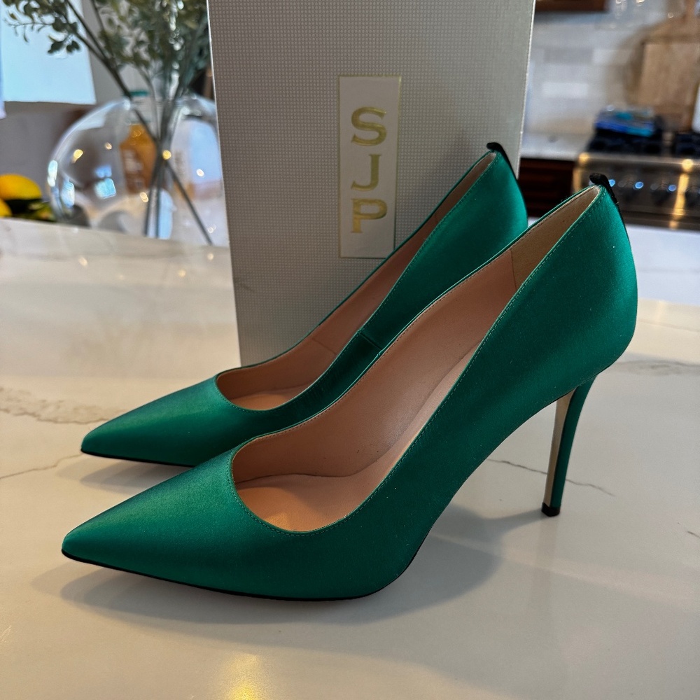 SJP Sarah Jessica Parker fawn pumps green 41.5